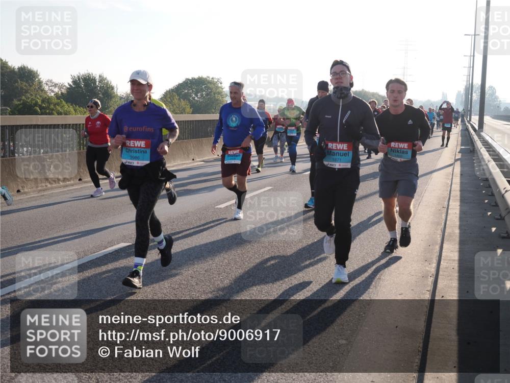 03.10.2025 - Köhlbrandbrückenlauf Fabian Wolf http://msf.ph/oto/9006917 03.10.2025 09:19:54 Position 3 2986, 1871, 1402 meine-sportfotos.de