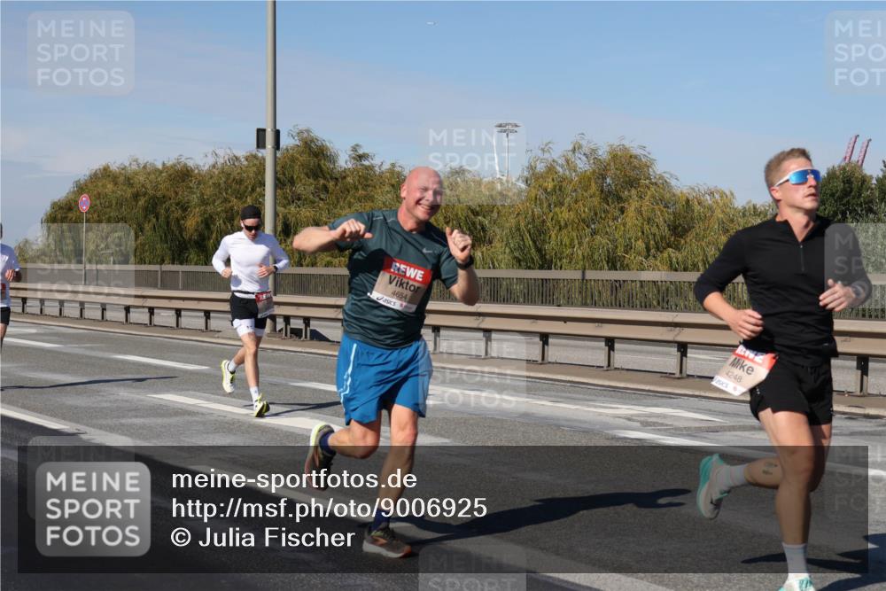 03.10.2025 - Köhlbrandbrückenlauf Julia Fischer http://msf.ph/oto/9006925 03.10.2025 12:45:35 Position 3 4654, 4248 meine-sportfotos.de