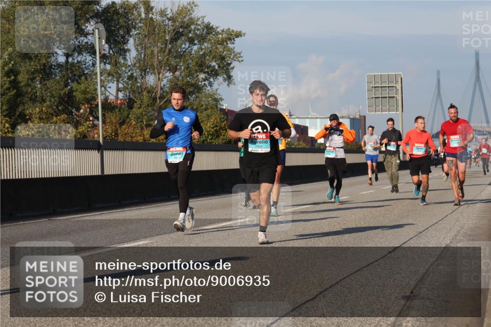 03.10.2025 - Köhlbrandbrückenlauf Luisa Fischer http://msf.ph/oto/9006935 03.10.2025 10:48:42 Position 3 2901 meine-sportfotos.de