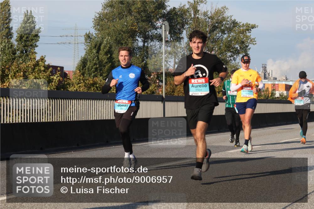 03.10.2025 - Köhlbrandbrückenlauf Luisa Fischer http://msf.ph/oto/9006957 03.10.2025 10:48:44 Position 3 2947, 2901, 1474 meine-sportfotos.de