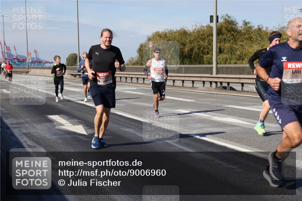 03.10.2025 - Köhlbrandbrückenlauf Julia Fischer http://msf.ph/oto/9006960 03.10.2025 12:45:41 Position 3 5961, 4099 meine-sportfotos.de
