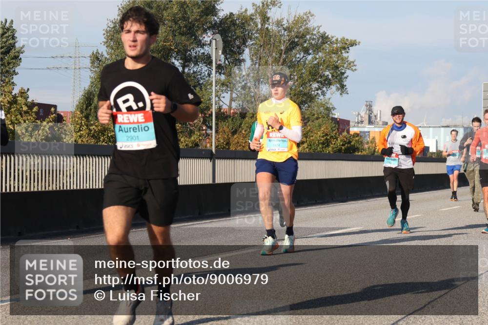 03.10.2025 - Köhlbrandbrückenlauf Luisa Fischer http://msf.ph/oto/9006979 03.10.2025 10:48:45 Position 3 2901, 1, 1474 meine-sportfotos.de
