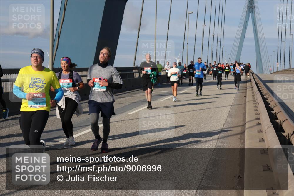 03.10.2025 - Köhlbrandbrückenlauf Julia Fischer http://msf.ph/oto/9006996 03.10.2025 09:58:01 Position 2 3279, 2769 meine-sportfotos.de