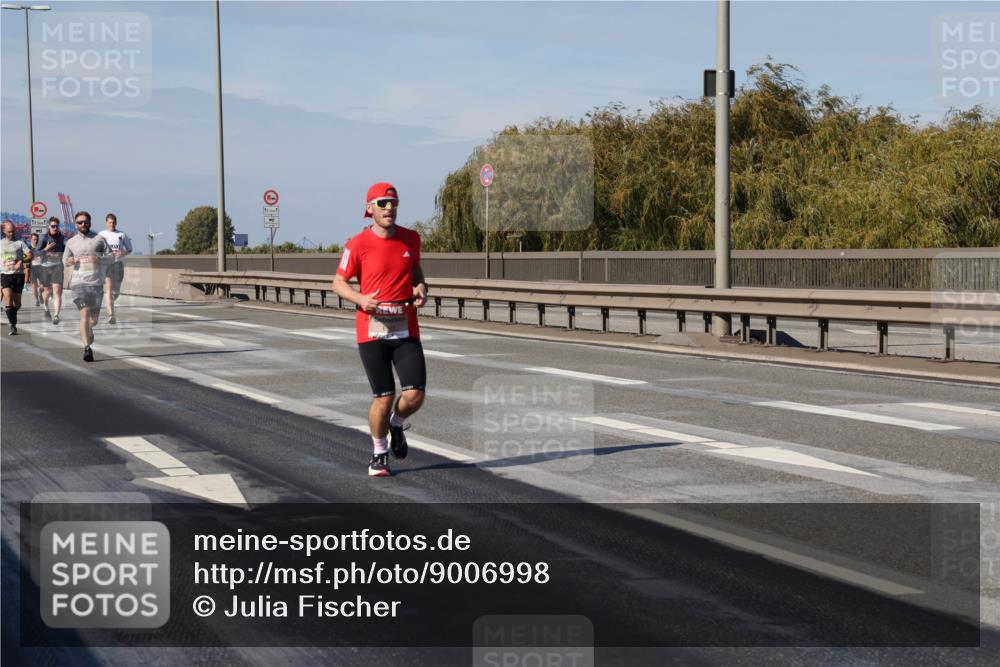 03.10.2025 - Köhlbrandbrückenlauf Julia Fischer http://msf.ph/oto/9006998 03.10.2025 12:45:52 Position 3 12, 5, 14 meine-sportfotos.de
