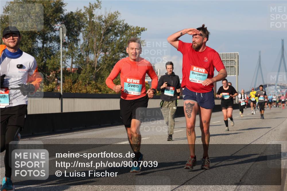 03.10.2025 - Köhlbrandbrückenlauf Luisa Fischer http://msf.ph/oto/9007039 03.10.2025 10:48:48 Position 3 4, 1165, 1273 meine-sportfotos.de