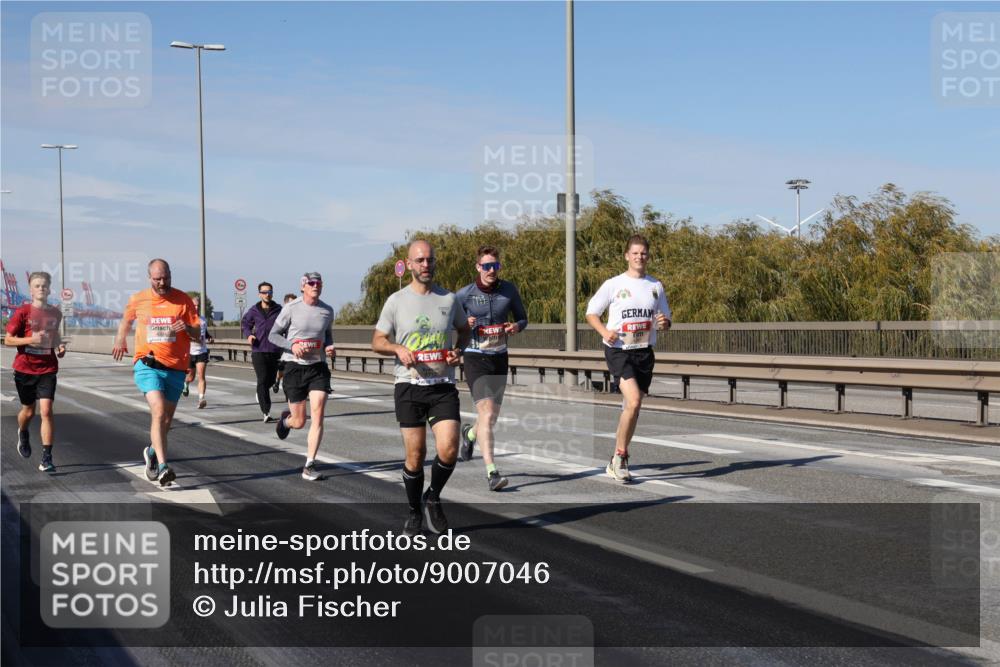 03.10.2025 - Köhlbrandbrückenlauf Julia Fischer http://msf.ph/oto/9007046 03.10.2025 12:46:00 Position 3  meine-sportfotos.de
