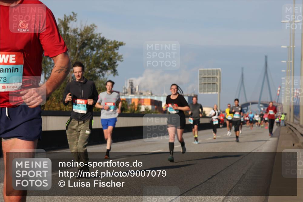 03.10.2025 - Köhlbrandbrückenlauf Luisa Fischer http://msf.ph/oto/9007079 03.10.2025 10:48:50 Position 3 73, 1144 meine-sportfotos.de