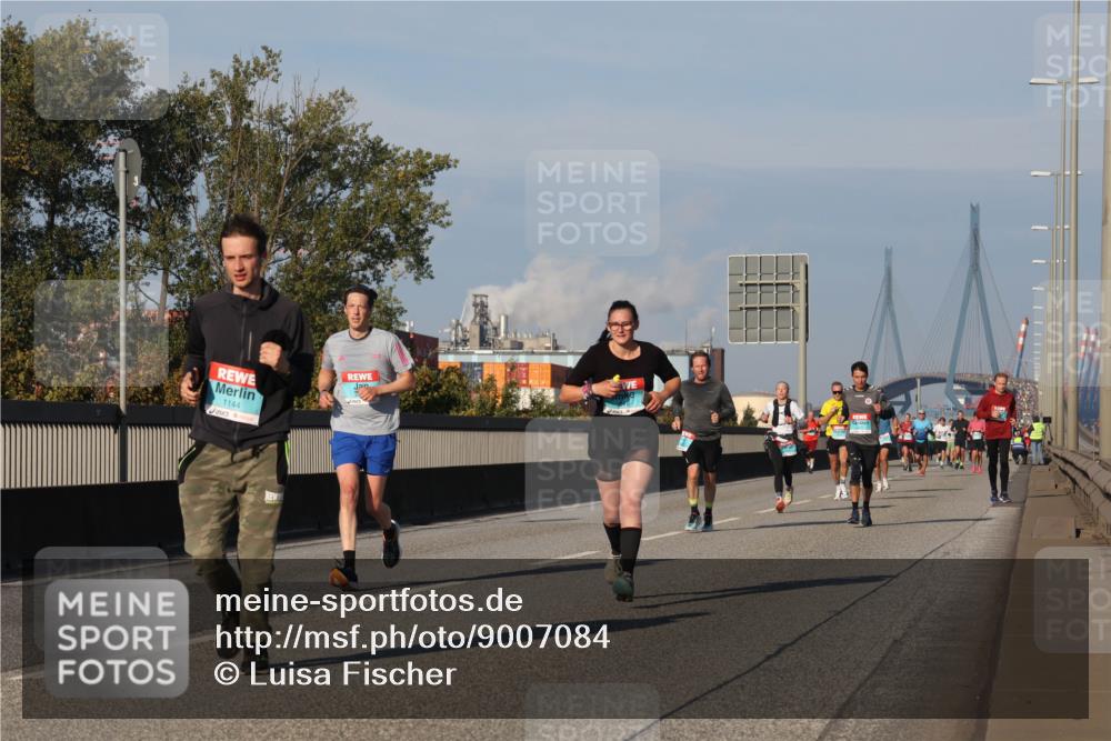 03.10.2025 - Köhlbrandbrückenlauf Luisa Fischer http://msf.ph/oto/9007084 03.10.2025 10:48:50 Position 3 1144 meine-sportfotos.de