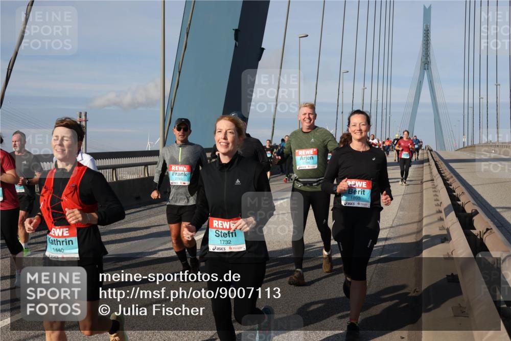 03.10.2025 - Köhlbrandbrückenlauf Julia Fischer http://msf.ph/oto/9007113 03.10.2025 09:58:30 Position 2 2783, 1440, 1732, 2784, 1895 meine-sportfotos.de