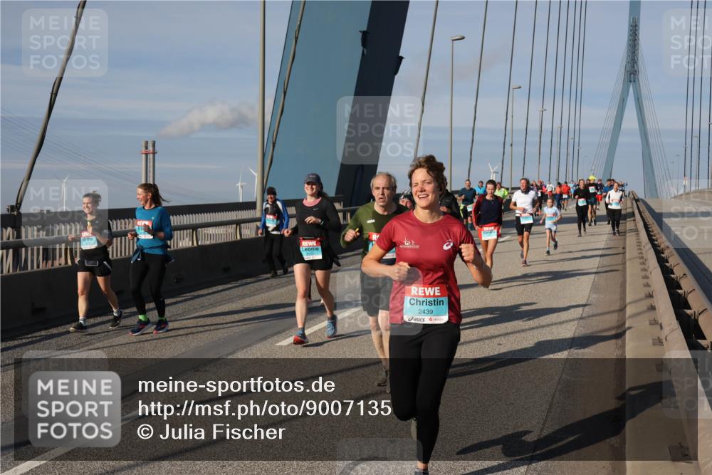 03.10.2025 - Köhlbrandbrückenlauf Julia Fischer http://msf.ph/oto/9007135 03.10.2025 09:58:36 Position 2 2439 meine-sportfotos.de
