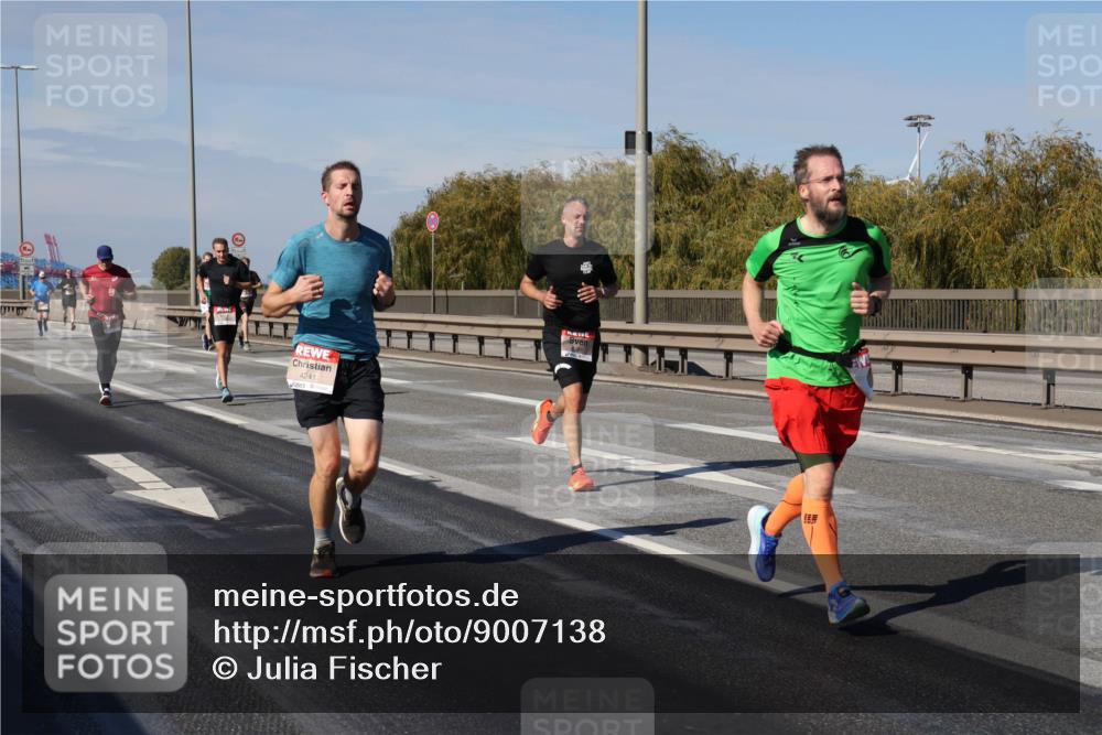 03.10.2025 - Köhlbrandbrückenlauf Julia Fischer http://msf.ph/oto/9007138 03.10.2025 12:46:23 Position 3 4241 meine-sportfotos.de