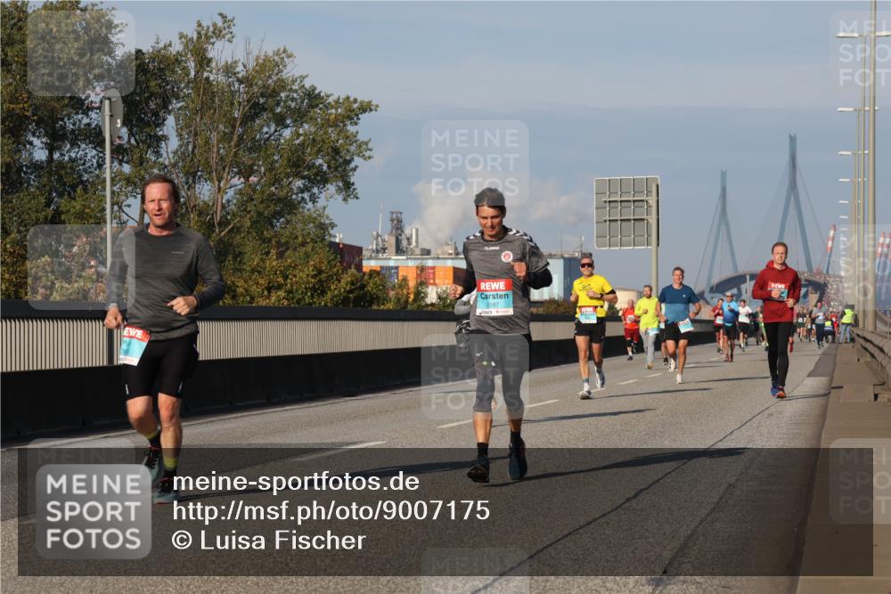 03.10.2025 - Köhlbrandbrückenlauf Luisa Fischer http://msf.ph/oto/9007175 03.10.2025 10:48:55 Position 3 2587 meine-sportfotos.de