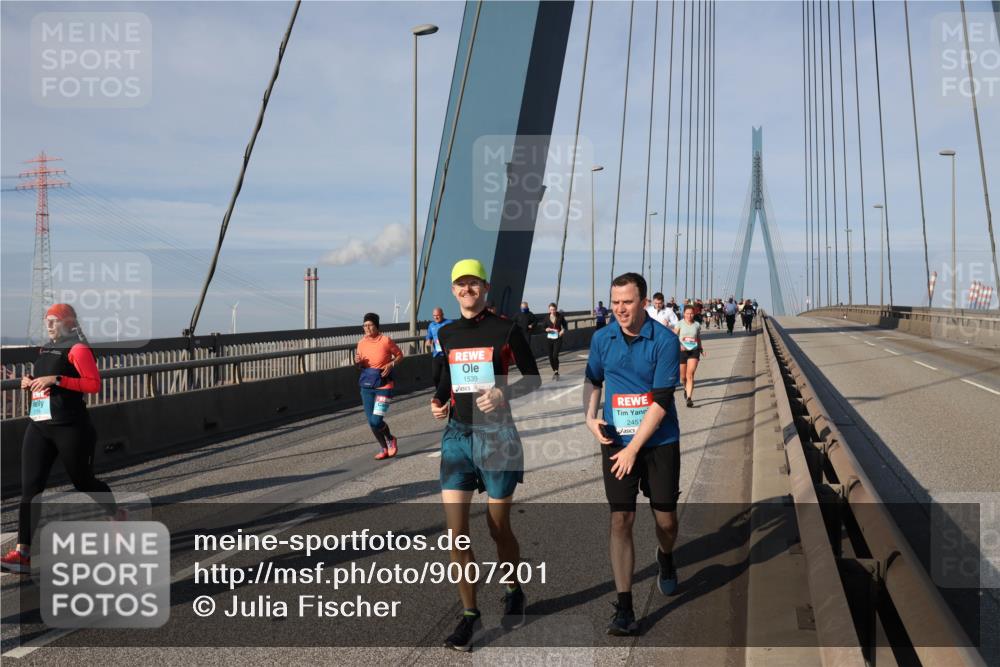 03.10.2025 - Köhlbrandbrückenlauf Julia Fischer http://msf.ph/oto/9007201 03.10.2025 09:58:52 Position 2 1539, 2451 meine-sportfotos.de