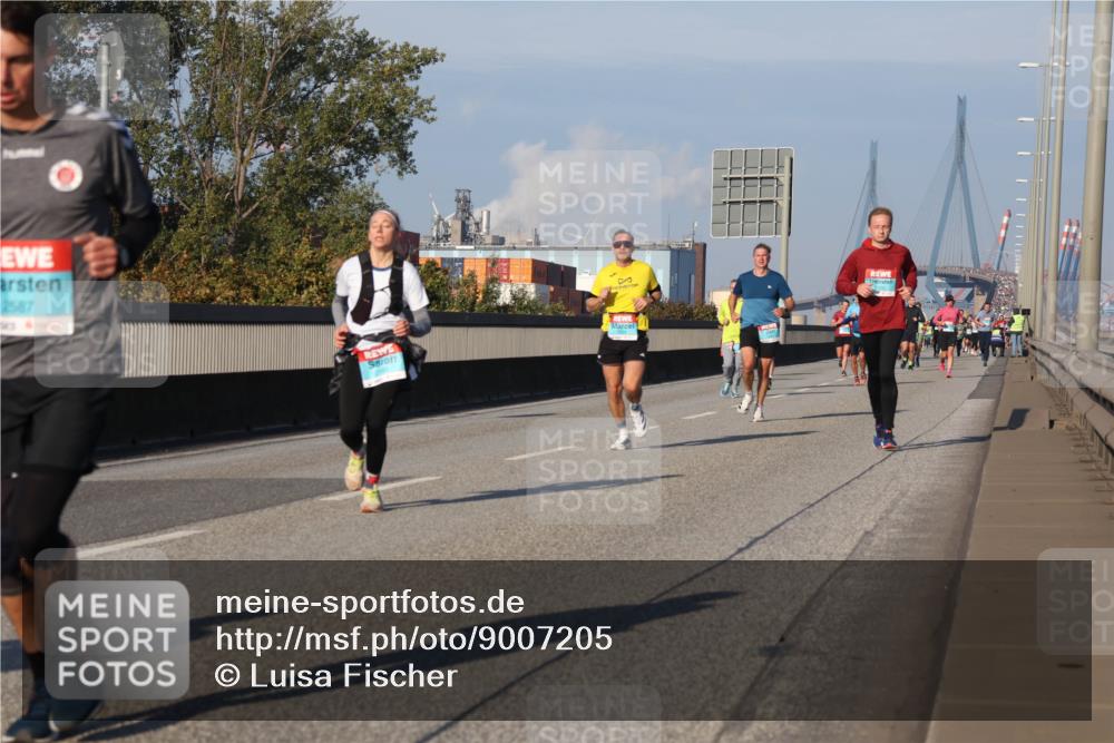 03.10.2025 - Köhlbrandbrückenlauf Luisa Fischer http://msf.ph/oto/9007205 03.10.2025 10:48:58 Position 3 2587 meine-sportfotos.de