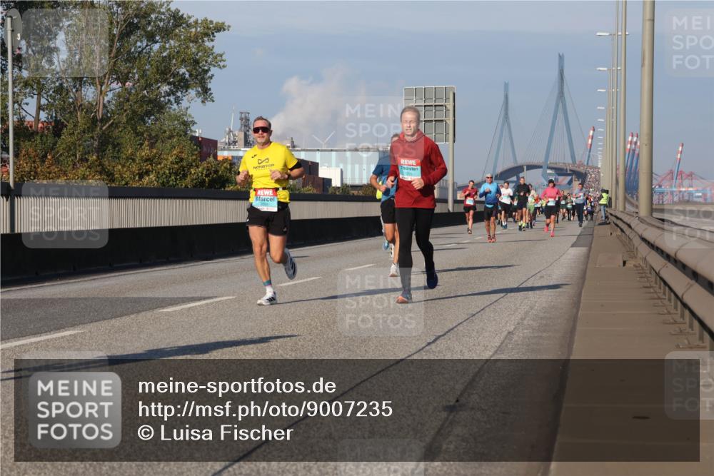 03.10.2025 - Köhlbrandbrückenlauf Luisa Fischer http://msf.ph/oto/9007235 03.10.2025 10:49:00 Position 3 1225 meine-sportfotos.de