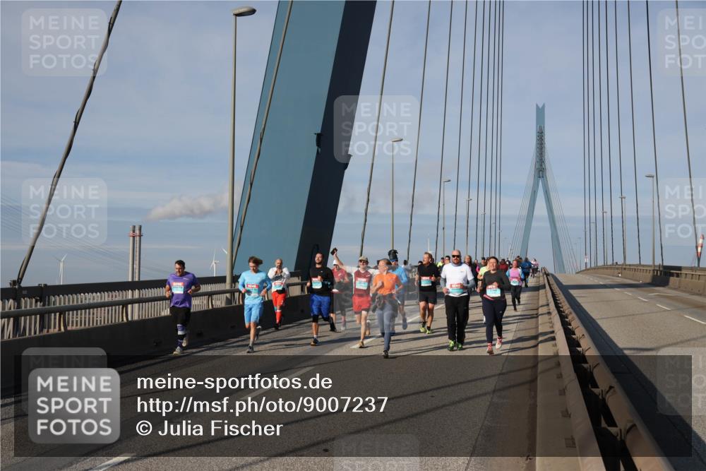 03.10.2025 - Köhlbrandbrückenlauf Julia Fischer http://msf.ph/oto/9007237 03.10.2025 09:59:03 Position 2  meine-sportfotos.de