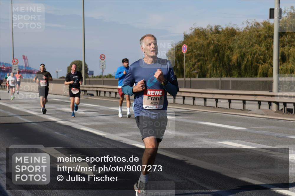 03.10.2025 - Köhlbrandbrückenlauf Julia Fischer http://msf.ph/oto/9007273 03.10.2025 12:46:56 Position 3 4020 meine-sportfotos.de
