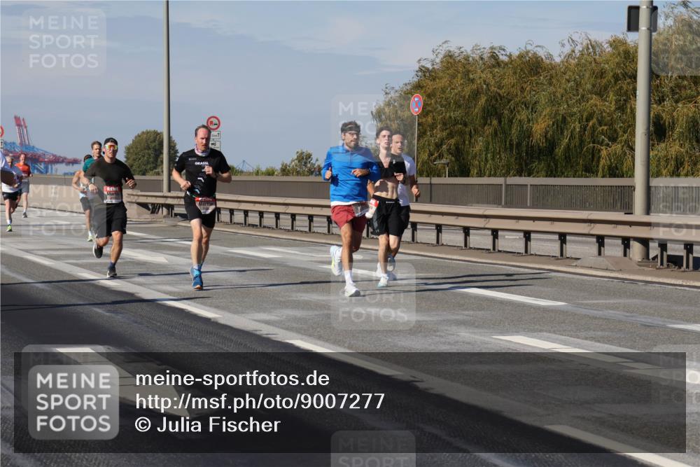 03.10.2025 - Köhlbrandbrückenlauf Julia Fischer http://msf.ph/oto/9007277 03.10.2025 12:46:57 Position 3  meine-sportfotos.de