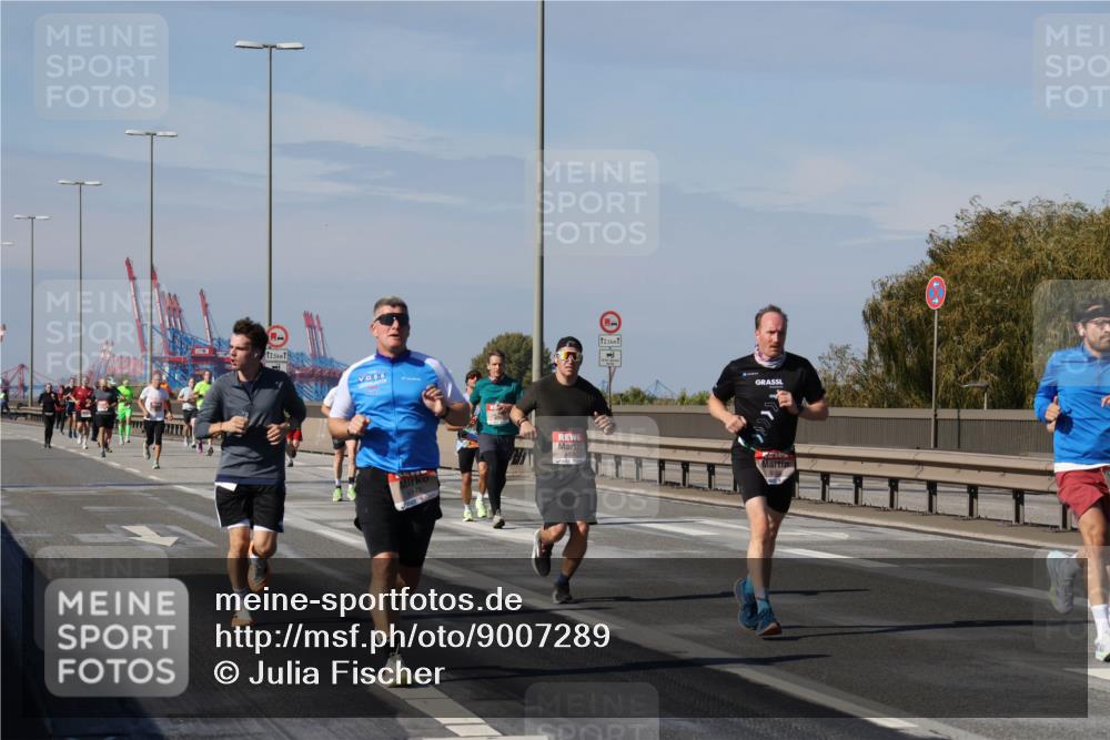 03.10.2025 - Köhlbrandbrückenlauf Julia Fischer http://msf.ph/oto/9007289 03.10.2025 12:46:59 Position 3 12, 5, 4108, 12, 5, 1 meine-sportfotos.de
