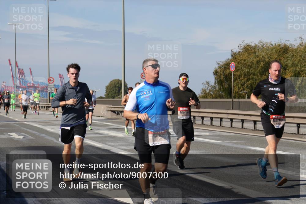 03.10.2025 - Köhlbrandbrückenlauf Julia Fischer http://msf.ph/oto/9007300 03.10.2025 12:47:00 Position 3 12, 5, 125, 6142, 4108, 6060 meine-sportfotos.de
