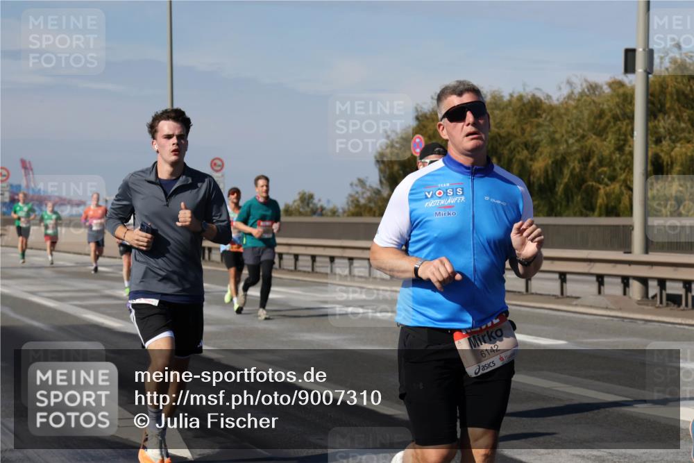 03.10.2025 - Köhlbrandbrückenlauf Julia Fischer http://msf.ph/oto/9007310 03.10.2025 12:47:01 Position 3 6142 meine-sportfotos.de