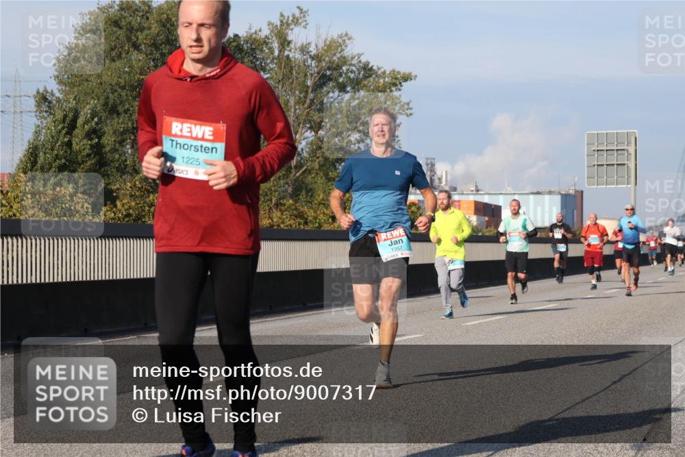 03.10.2025 - Köhlbrandbrückenlauf Luisa Fischer http://msf.ph/oto/9007317 03.10.2025 10:49:04 Position 3 1225, 1357 meine-sportfotos.de