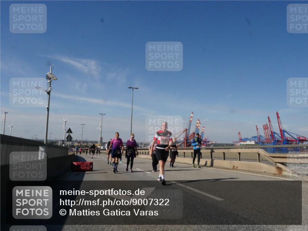 03.10.2025 - Köhlbrandbrückenlauf Matties Gatica Varas http://msf.ph/oto/9007322 03.10.2025 13:02:44 Position 2  meine-sportfotos.de