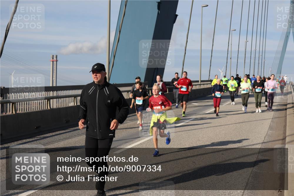 03.10.2025 - Köhlbrandbrückenlauf Julia Fischer http://msf.ph/oto/9007334 03.10.2025 09:59:22 Position 2  meine-sportfotos.de