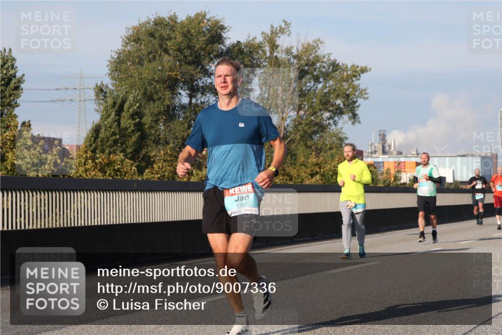 03.10.2025 - Köhlbrandbrückenlauf Luisa Fischer http://msf.ph/oto/9007336 03.10.2025 10:49:05 Position 3 1357 meine-sportfotos.de