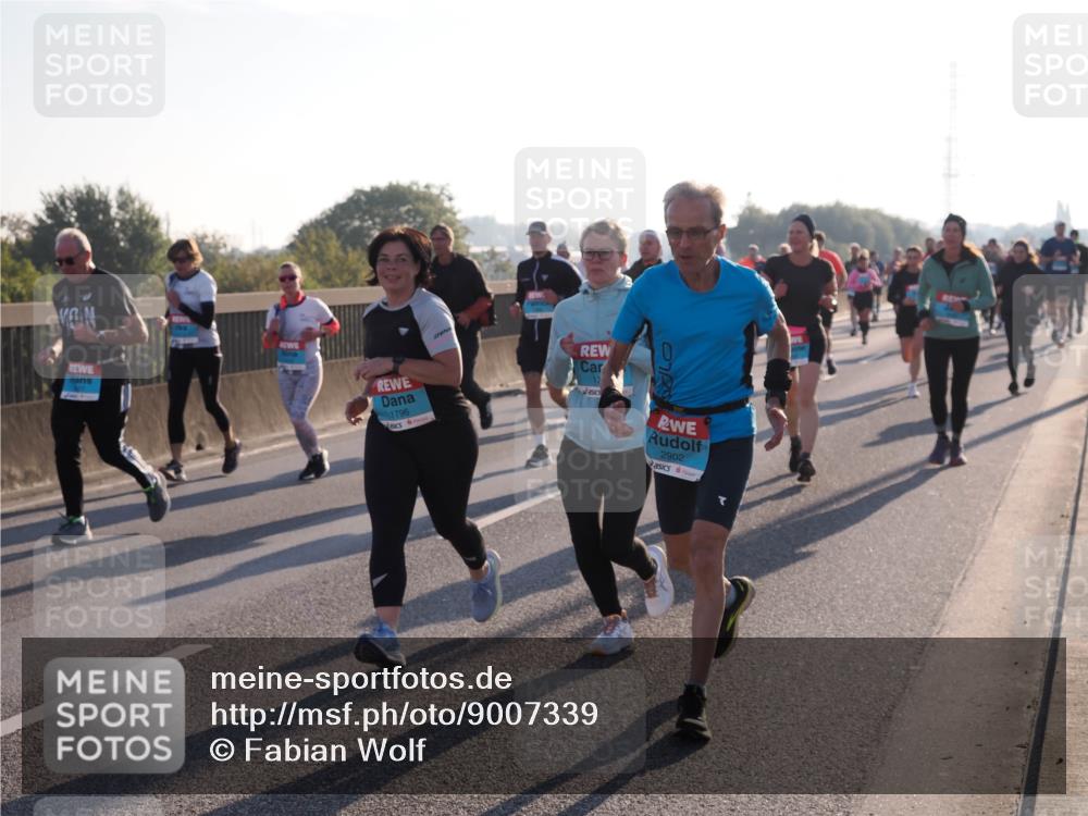 03.10.2025 - Köhlbrandbrückenlauf Fabian Wolf http://msf.ph/oto/9007339 03.10.2025 09:20:07 Position 3 1796, 17, 2902 meine-sportfotos.de