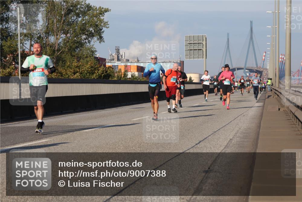 03.10.2025 - Köhlbrandbrückenlauf Luisa Fischer http://msf.ph/oto/9007388 03.10.2025 10:49:09 Position 3  meine-sportfotos.de