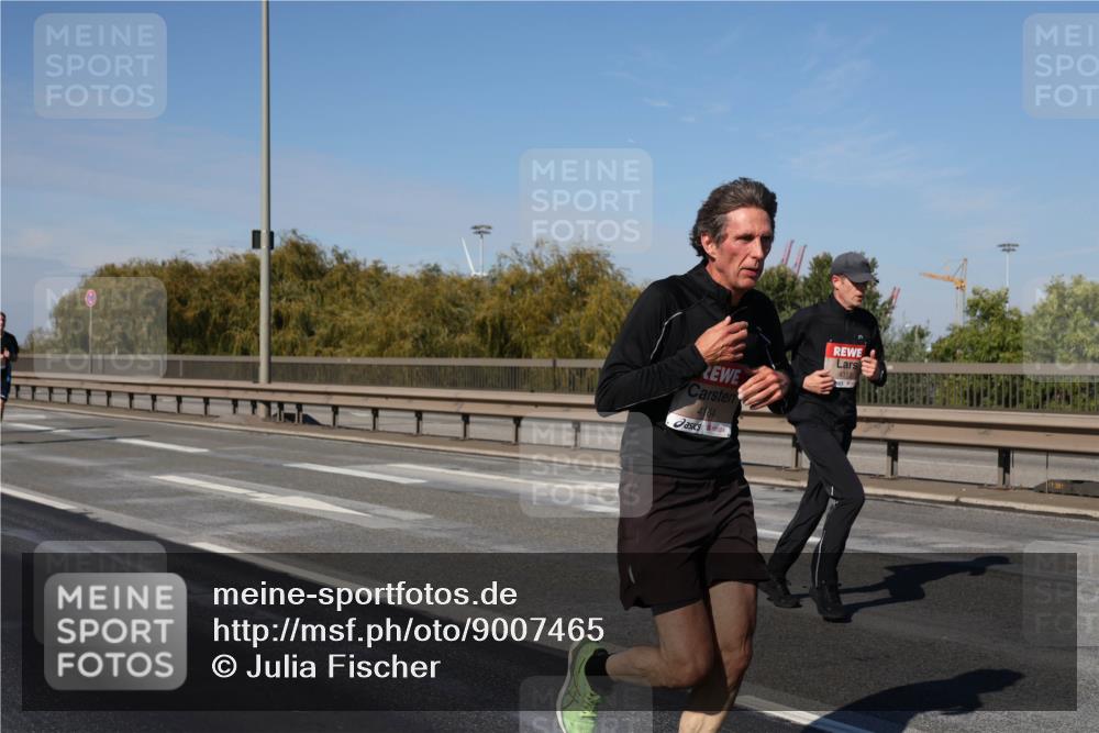 03.10.2025 - Köhlbrandbrückenlauf Julia Fischer http://msf.ph/oto/9007465 03.10.2025 12:47:26 Position 3 4164, 4319 meine-sportfotos.de