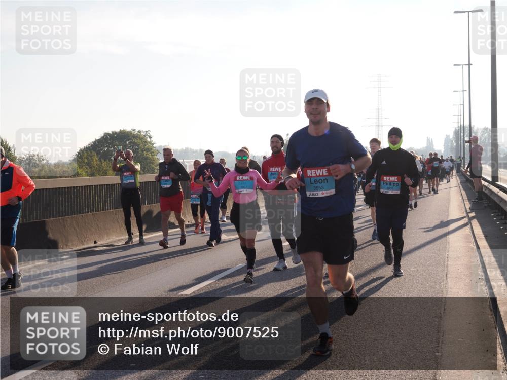 03.10.2025 - Köhlbrandbrückenlauf Fabian Wolf http://msf.ph/oto/9007525 03.10.2025 09:20:14 Position 3 3827, 3653 meine-sportfotos.de