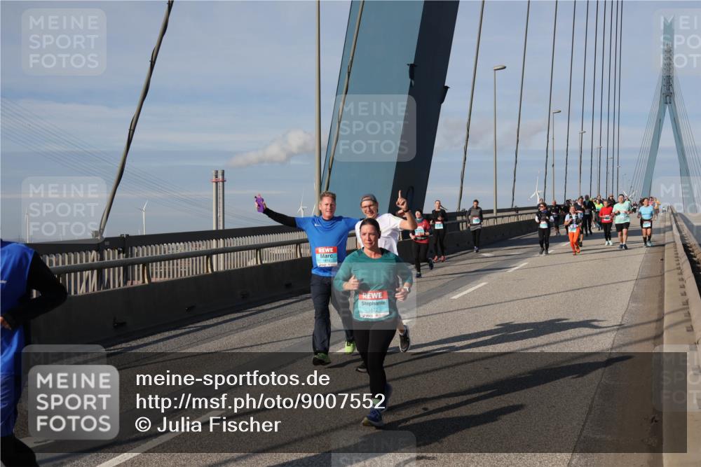 03.10.2025 - Köhlbrandbrückenlauf Julia Fischer http://msf.ph/oto/9007552 03.10.2025 10:00:21 Position 2 1872 meine-sportfotos.de