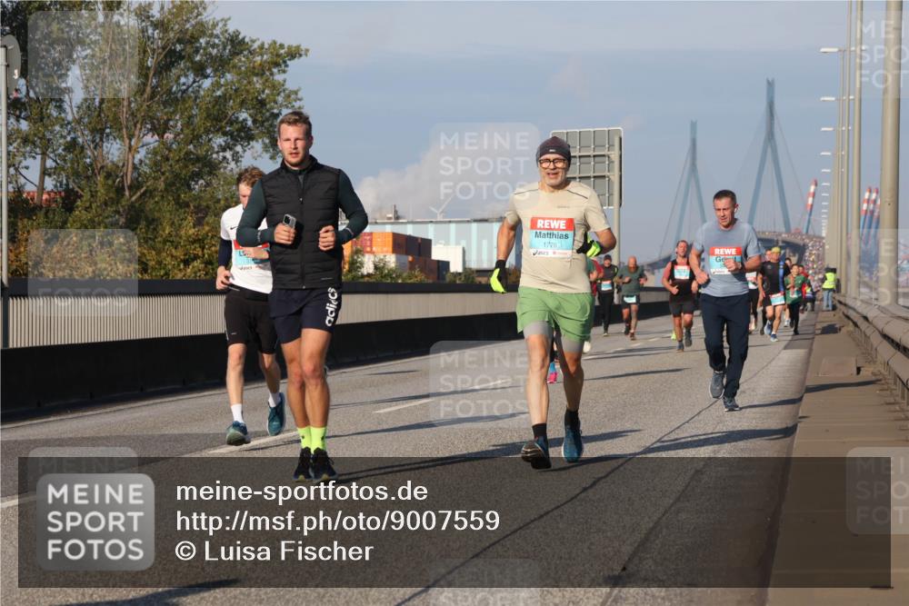 03.10.2025 - Köhlbrandbrückenlauf Luisa Fischer http://msf.ph/oto/9007559 03.10.2025 10:49:19 Position 3 1776 meine-sportfotos.de