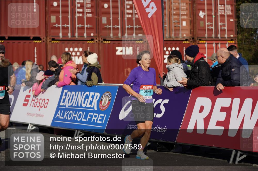 03.10.2025 - Köhlbrandbrückenlauf Michael Burmester http://msf.ph/oto/9007589 03.10.2025 10:09:09 Ziel 1163, 1250, 1369, 1391, 1419, 1478, 1507, 1600, 2117, 2450, 2677, 3006, 3010, 3672, 3743 meine-sportfotos.de