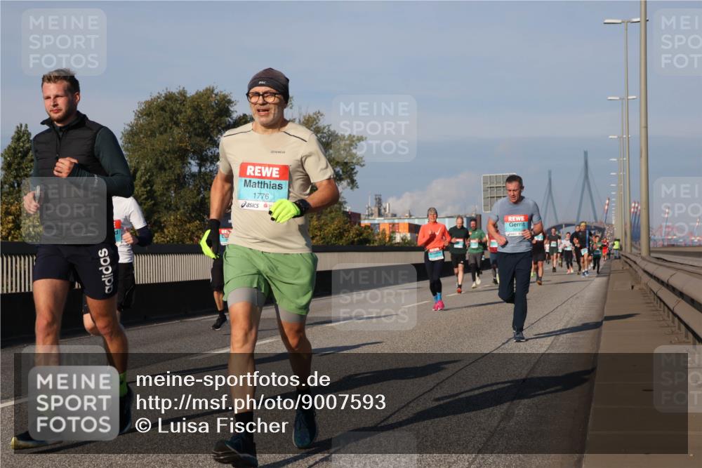 03.10.2025 - Köhlbrandbrückenlauf Luisa Fischer http://msf.ph/oto/9007593 03.10.2025 10:49:22 Position 3 1776 meine-sportfotos.de