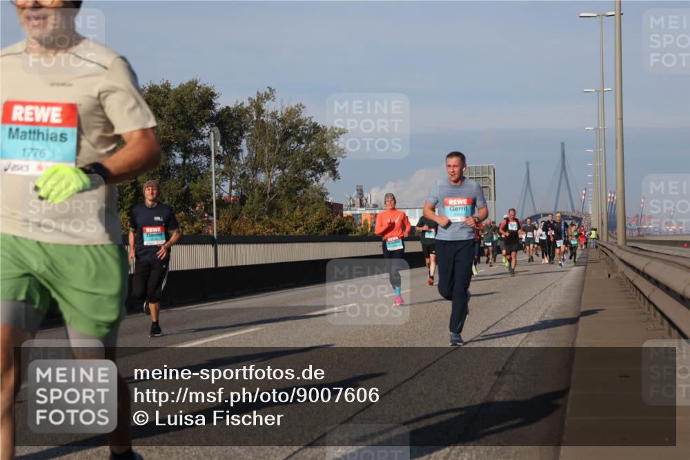 03.10.2025 - Köhlbrandbrückenlauf Luisa Fischer http://msf.ph/oto/9007606 03.10.2025 10:49:22 Position 3 1776, 3404 meine-sportfotos.de