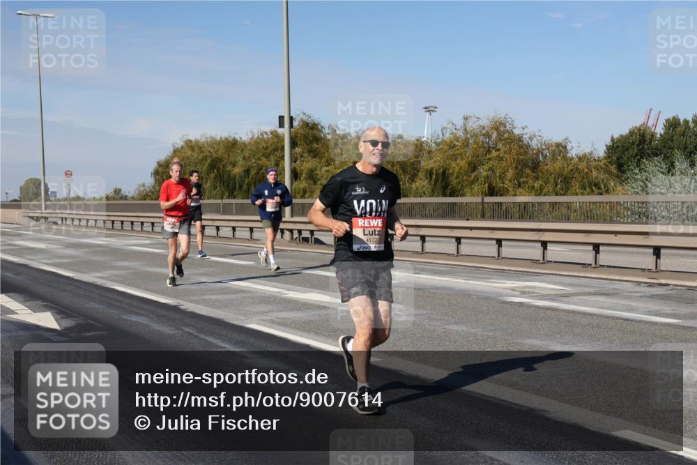 03.10.2025 - Köhlbrandbrückenlauf Julia Fischer http://msf.ph/oto/9007614 03.10.2025 12:47:50 Position 3 4177 meine-sportfotos.de