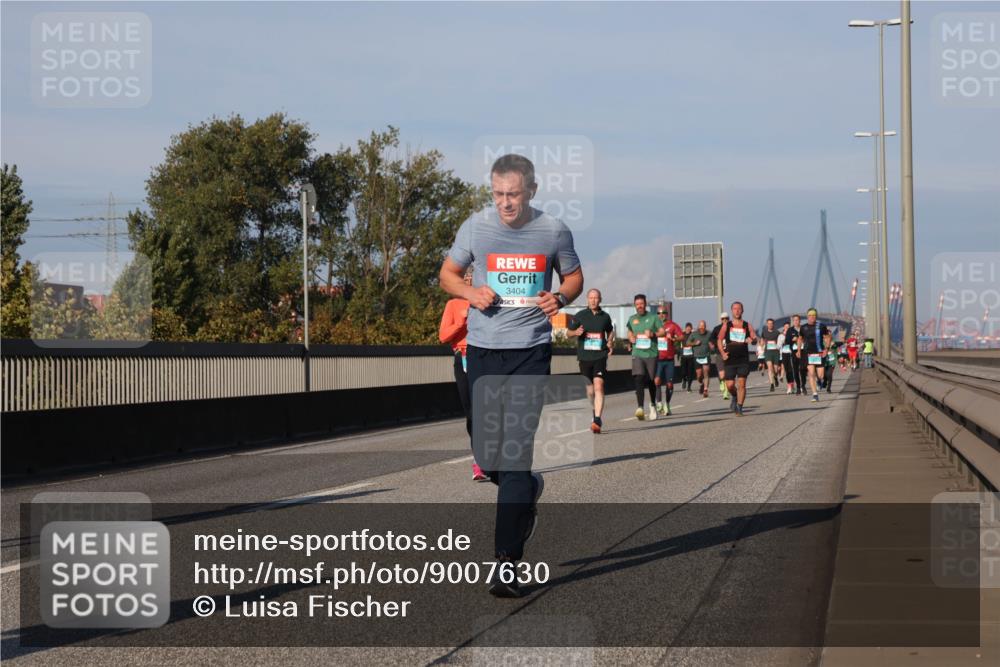 03.10.2025 - Köhlbrandbrückenlauf Luisa Fischer http://msf.ph/oto/9007630 03.10.2025 10:49:24 Position 3 3404 meine-sportfotos.de
