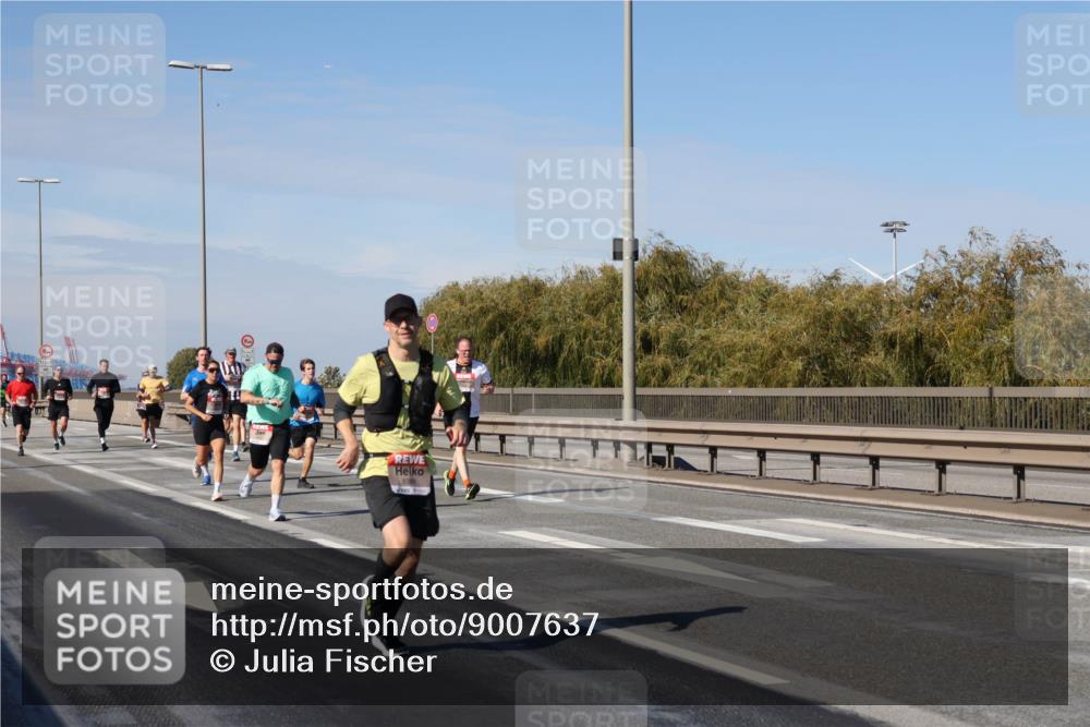 03.10.2025 - Köhlbrandbrückenlauf Julia Fischer http://msf.ph/oto/9007637 03.10.2025 12:48:01 Position 3 6368 meine-sportfotos.de