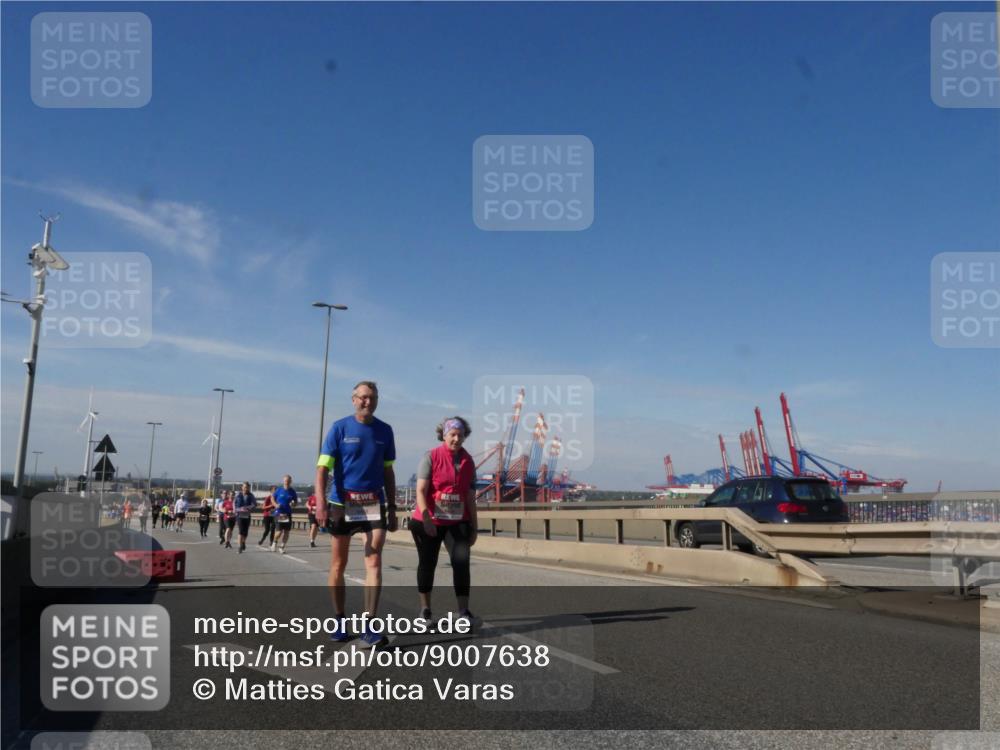 03.10.2025 - Köhlbrandbrückenlauf Matties Gatica Varas http://msf.ph/oto/9007638 03.10.2025 13:03:14 Position 2  meine-sportfotos.de