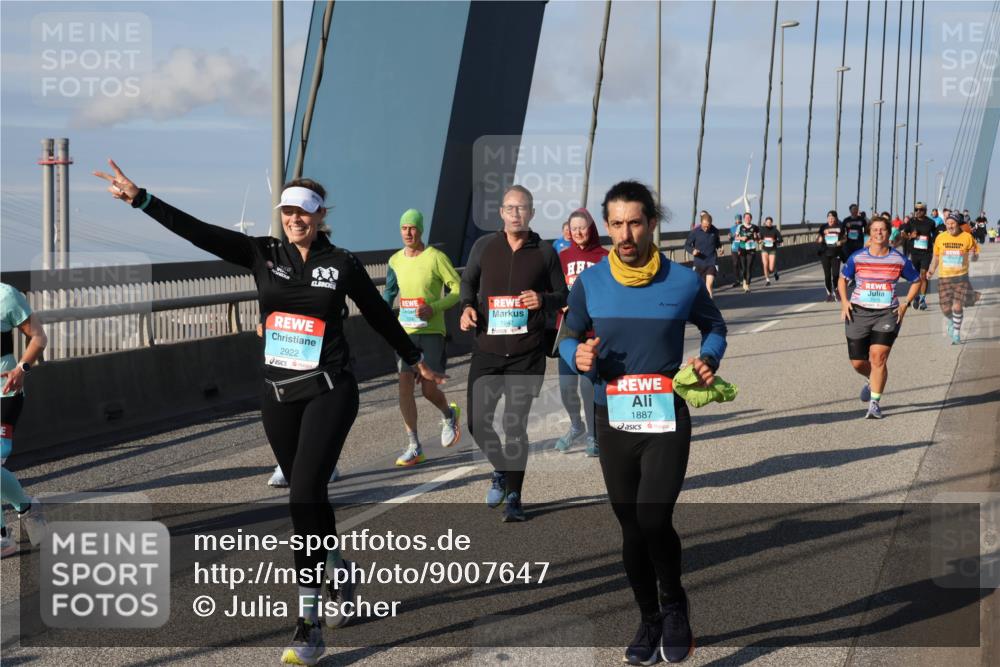 03.10.2025 - Köhlbrandbrückenlauf Julia Fischer http://msf.ph/oto/9007647 03.10.2025 10:00:37 Position 2 2922, 1887 meine-sportfotos.de