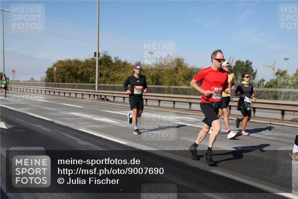 03.10.2025 - Köhlbrandbrückenlauf Julia Fischer http://msf.ph/oto/9007690 03.10.2025 12:48:11 Position 3 5779 meine-sportfotos.de