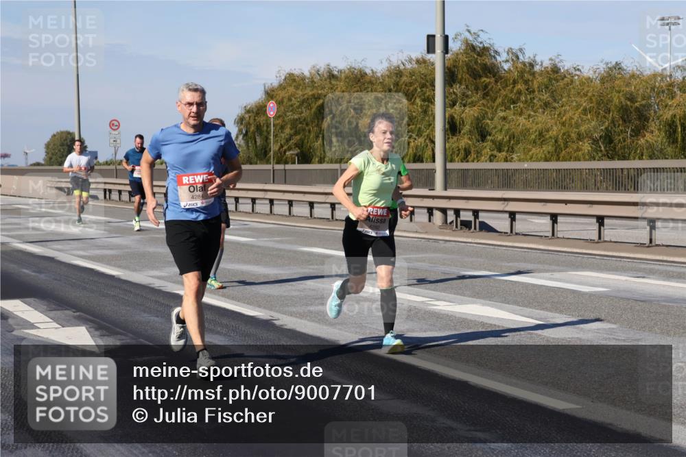 03.10.2025 - Köhlbrandbrückenlauf Julia Fischer http://msf.ph/oto/9007701 03.10.2025 12:48:16 Position 3 4284 meine-sportfotos.de
