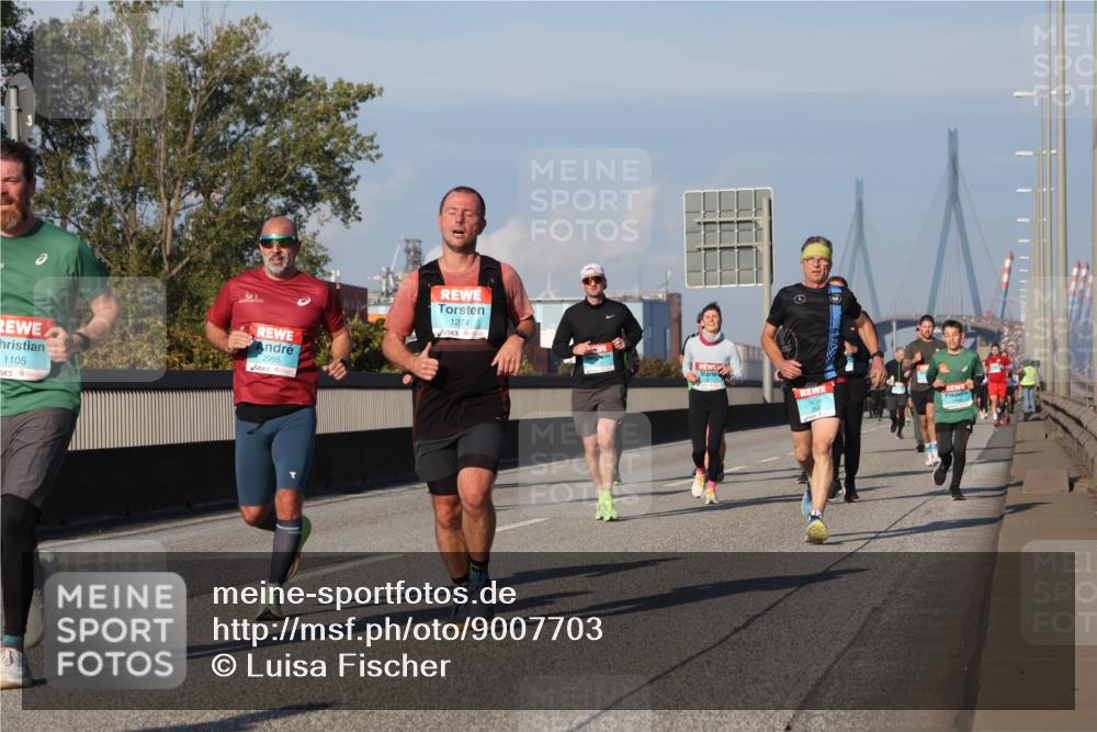 03.10.2025 - Köhlbrandbrückenlauf Luisa Fischer http://msf.ph/oto/9007703 03.10.2025 10:49:29 Position 3 1105, 2995, 1274 meine-sportfotos.de