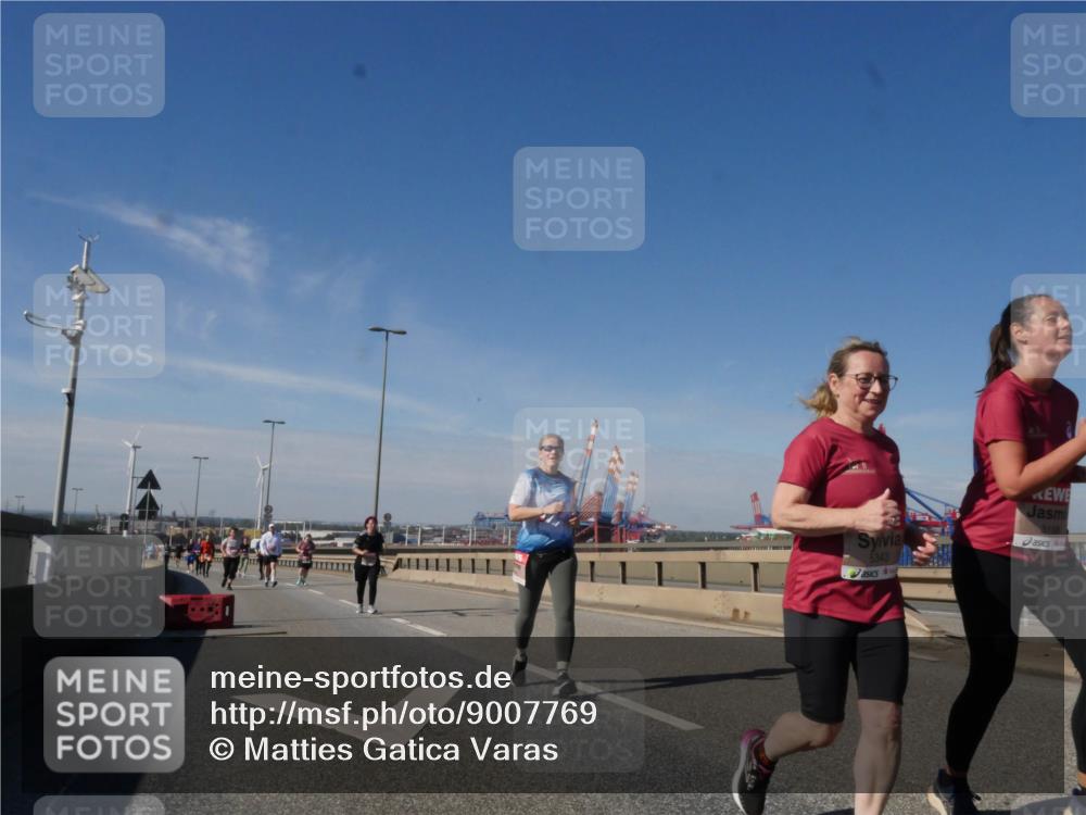 03.10.2025 - Köhlbrandbrückenlauf Matties Gatica Varas http://msf.ph/oto/9007769 03.10.2025 13:03:24 Position 2 5343, 5188 meine-sportfotos.de