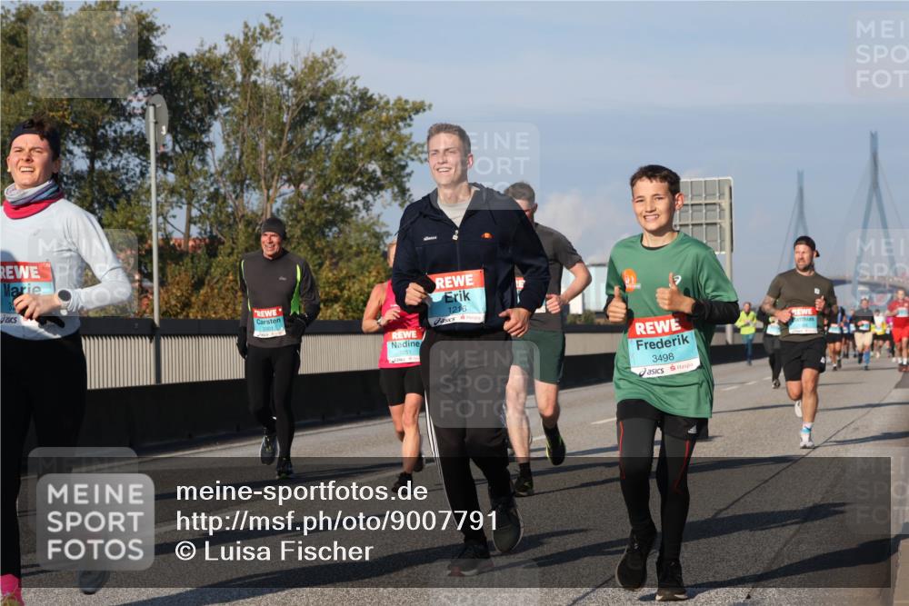 03.10.2025 - Köhlbrandbrückenlauf Luisa Fischer http://msf.ph/oto/9007791 03.10.2025 10:49:35 Position 3 3301, 3251, 1216, 3498 meine-sportfotos.de