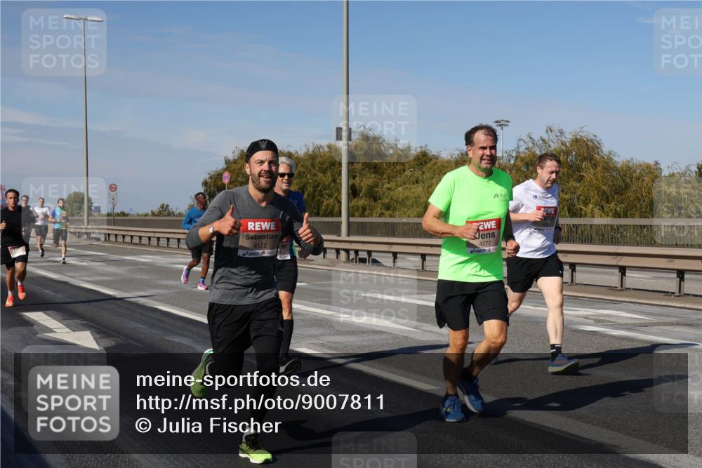 03.10.2025 - Köhlbrandbrückenlauf Julia Fischer http://msf.ph/oto/9007811 03.10.2025 12:48:33 Position 3 4172, 4277 meine-sportfotos.de