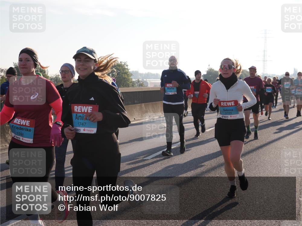 03.10.2025 - Köhlbrandbrückenlauf Fabian Wolf http://msf.ph/oto/9007825 03.10.2025 09:20:21 Position 3 1591, 1747, 1124, 3723 meine-sportfotos.de